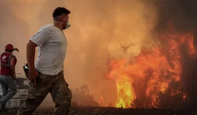 Bursa’da havai fişek atarak yangına sebep olan 4 kişi yakalandı