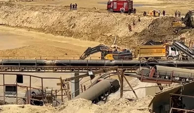 Çatalca’da kum ocağında göçük! İş makinesi operatörü balçık içinde kaldı