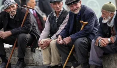 Usulsüzlükler tespit ediliyor! SGK, binlerce emekliye maaş kesintisi bildirimi yapacak