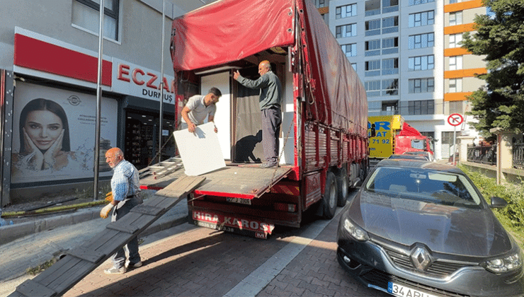 Tahliye davasını kaybedince olan oldu… Öğrenci yurdundaki eşyaları kaçırmaya çalıştılar